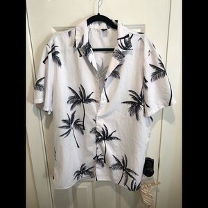 Men’s tropical button up